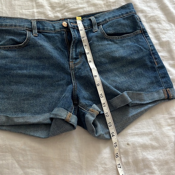 Classic Blue Denim Women's Shorts - Picture 4 of 7